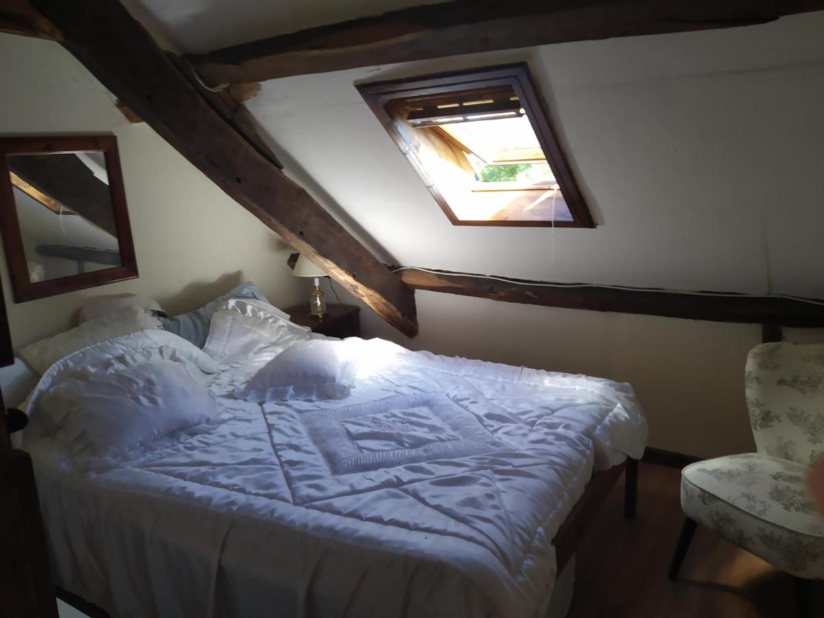 Lanhelin Maison En Granit Bleue מראה חיצוני תמונה